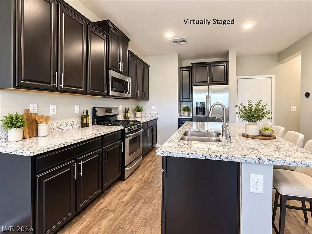 3 bed, 2.5 bath, 1781 sqft, $1,895 — Photo 4