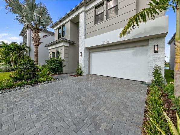 20422 Southernwood Ave