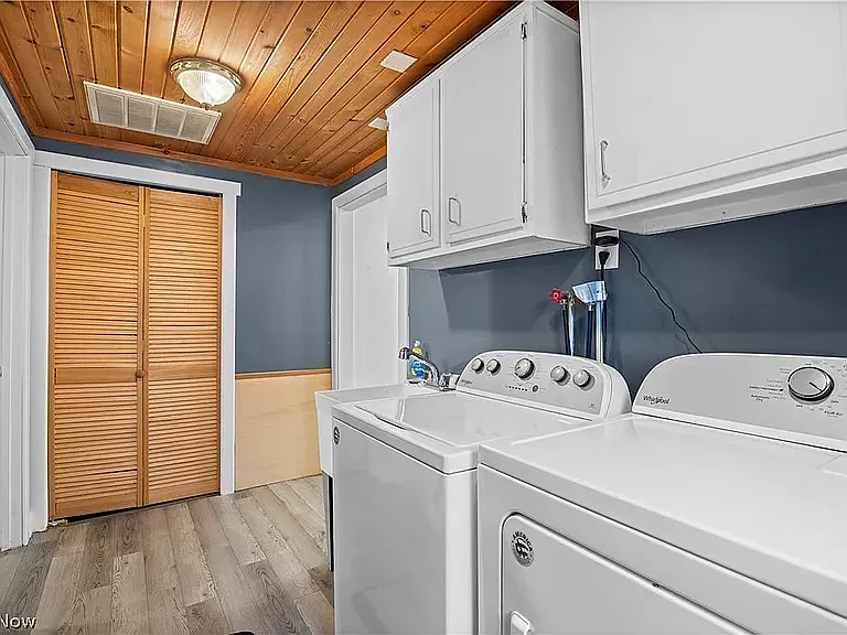 4556 Hawthorne Ave — Photo 21