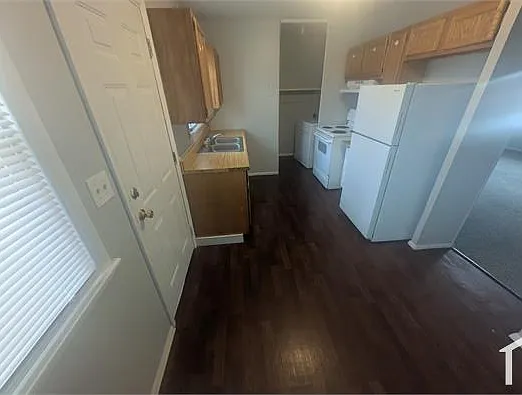 5605 Lagoona Dr