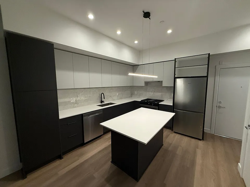 7728 119a St #107