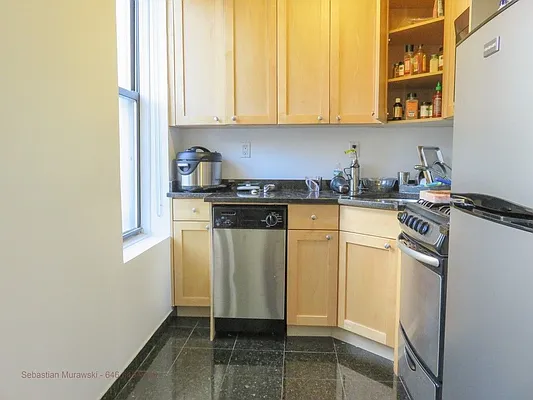 Rented by Bold New York | media 6