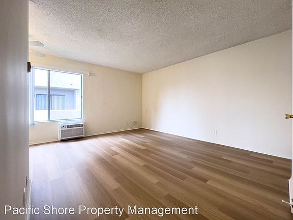 3rd image of 3723 Watseka Ave APT 8