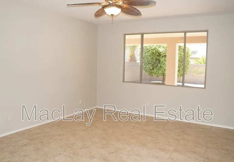 203 W Cedar Dr — Photo 13