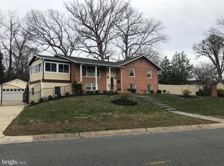 11501 Georgetowne Dr, Potomac, MD 20854