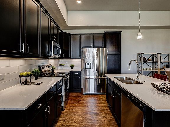 3rd image of 410 High Point Dr #206