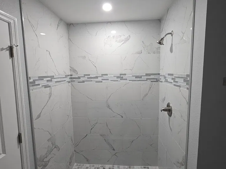 5315 NW 8th Pl — Photo 16