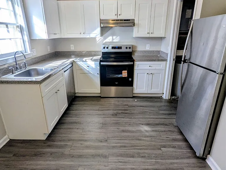 736 Holder Dr #1 — Photo 2