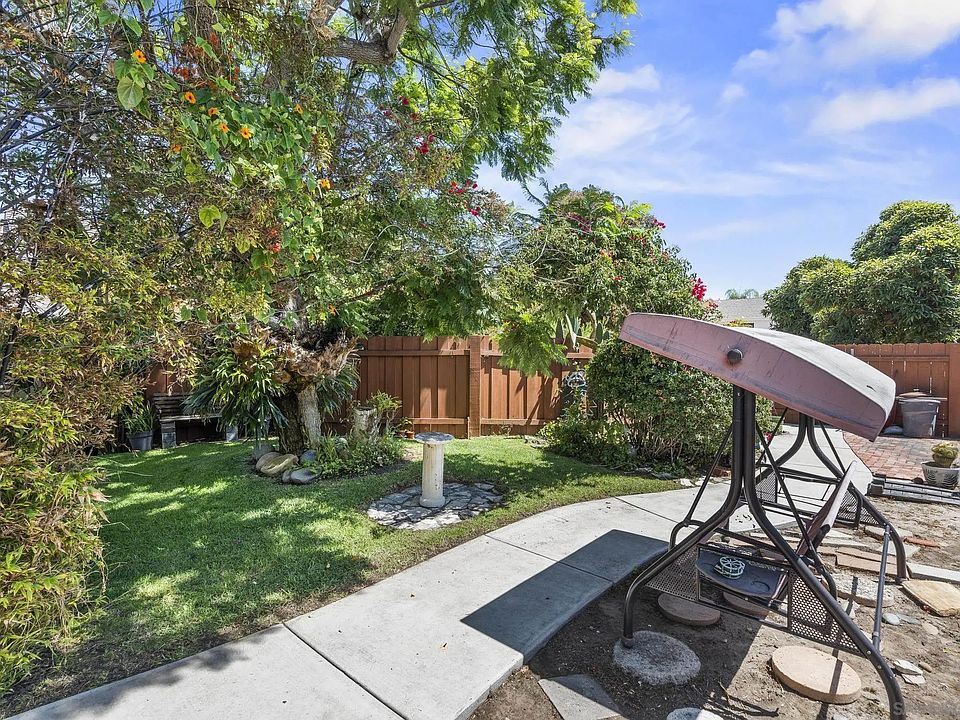 1st image of 3712 Promontory St