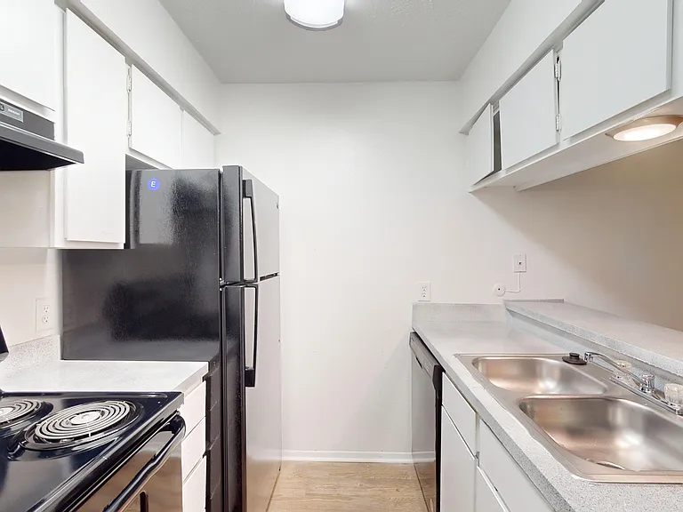 Addison Apartments at the Park — Photo 101