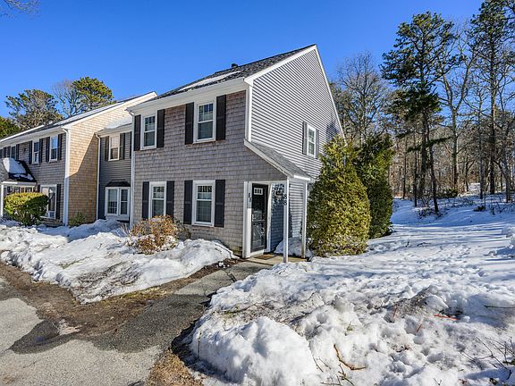 2nd image of 88 Woodview Drive UNIT 88-H