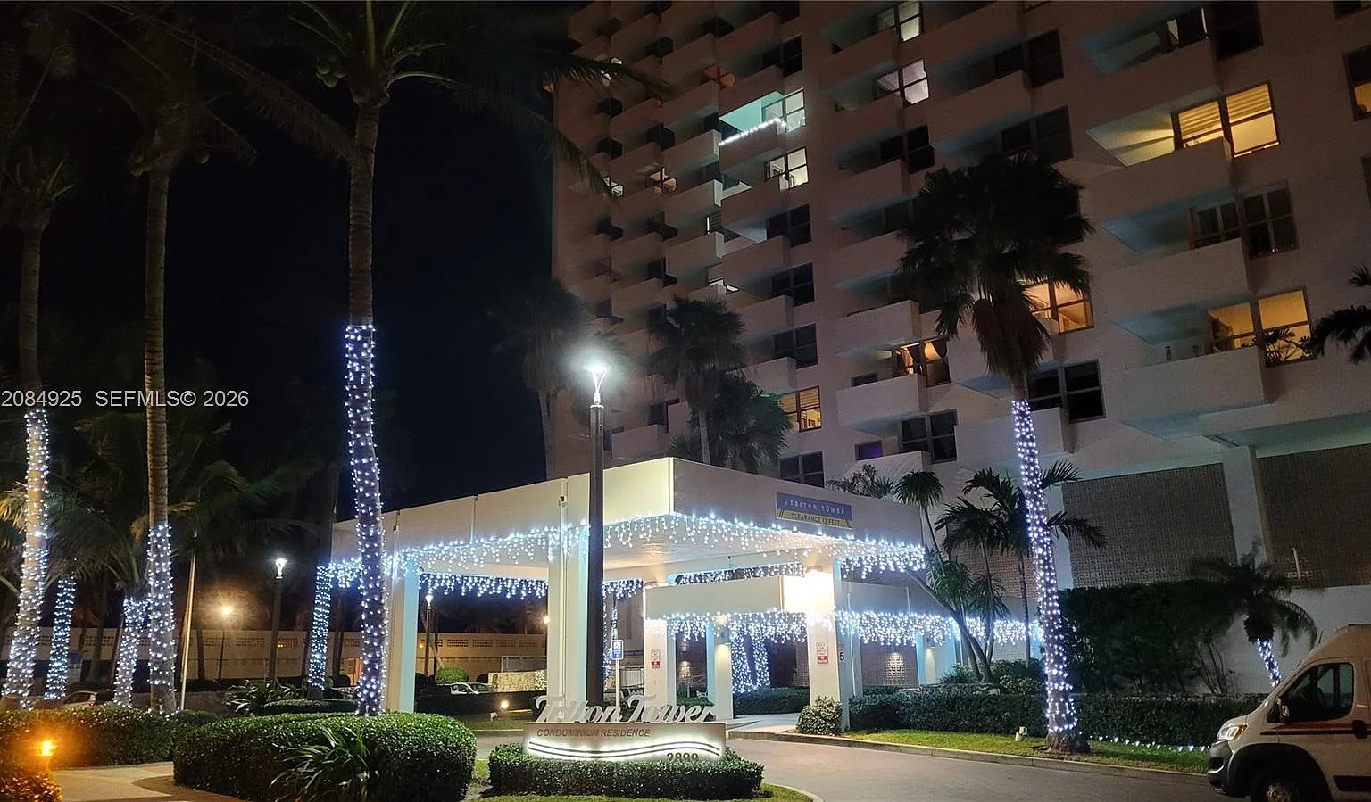 Triton Tower Condo — Photo 2