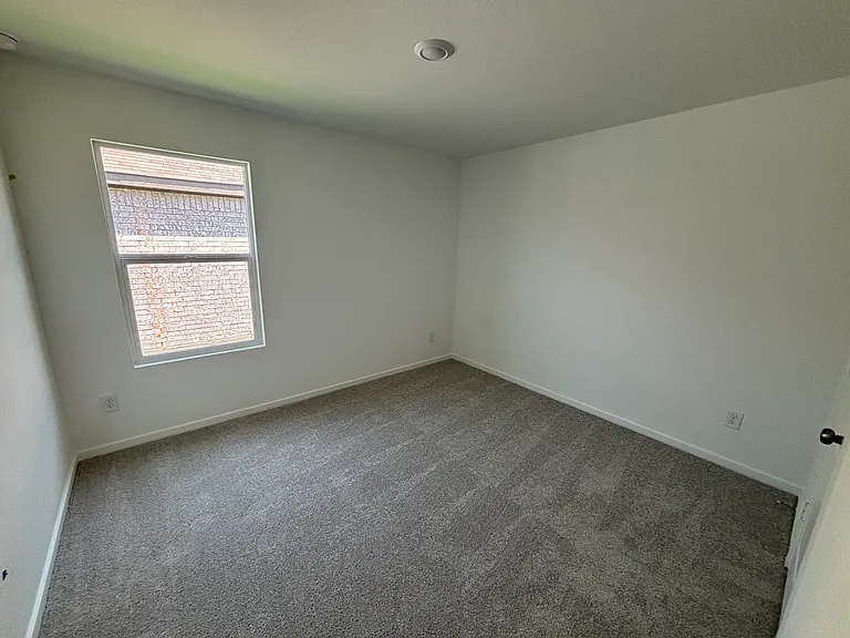 1830 Sanderling St — Photo 10