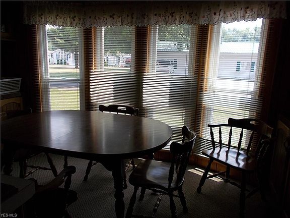 5th image of 21 Wilpark Dr