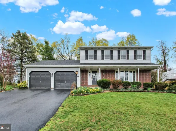 2728 S Rosegarden Blvd, Mechanicsburg, PA 17055