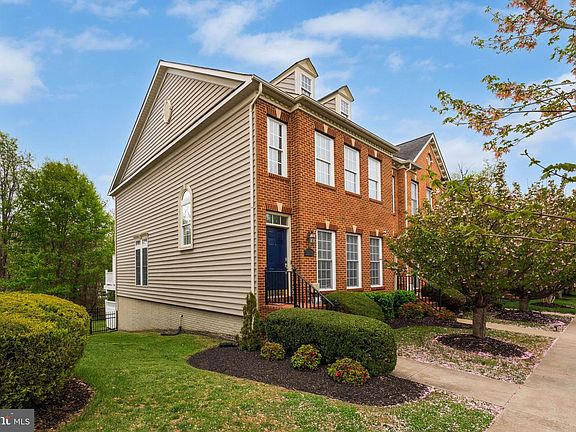 2nd image of 14714 Briarley Pl