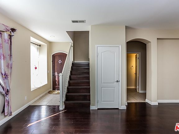 4th image of 28305 Lobelia Ln