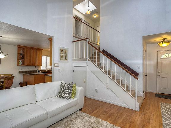 5th image of 306 Northumberland Ave