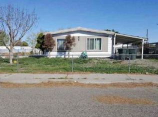 835 N Sycamore Ave, Pasco, WA 99301