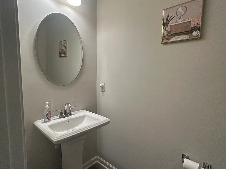 139 Hunters Grove Dr — Photo 5