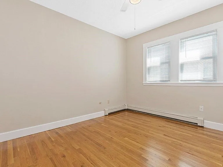549 Main St #1 — Photo 14