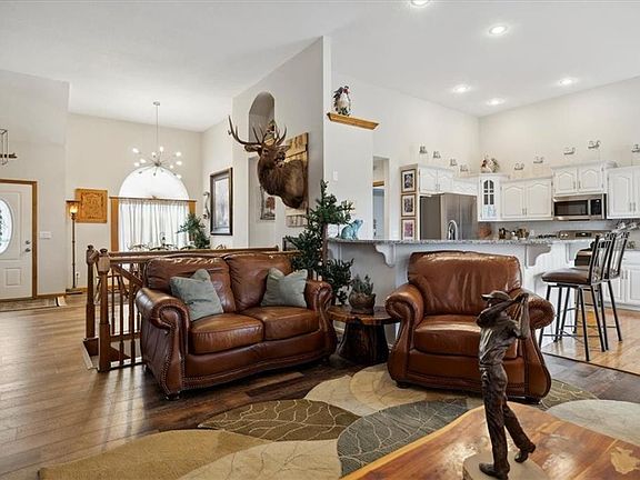 4th image of 13435 Timber Park Ln