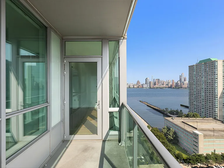 20 Newport Pkwy #2303 — Photo 1