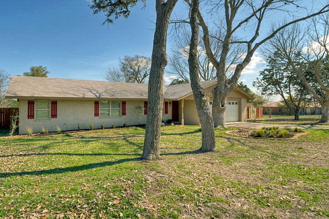 1st image of 282 E Deer Park Ln