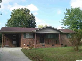 1103 Lanier St SW, Hartselle, AL 35640