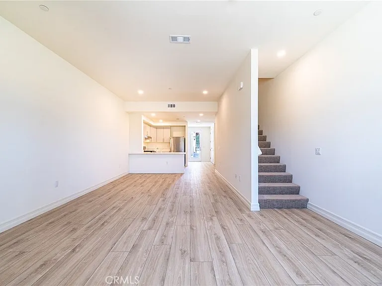 170 S New Ave #1 — Photo 13