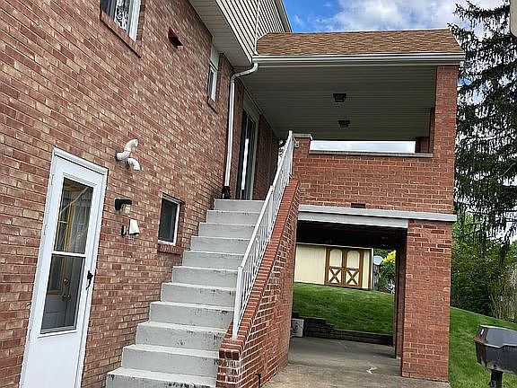 Walk out basement and porch