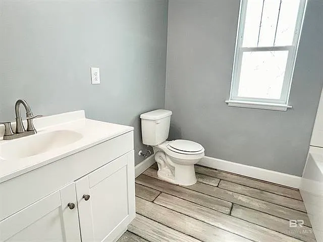 8092 Carmel Cir — Photo 35
