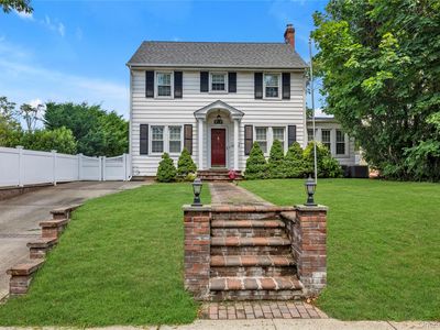 473 Lakeview Avenue, Rockville Centre, NY, 11570