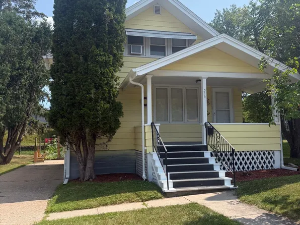 316 Wolcott Ave, Kingsford, MI 49802
