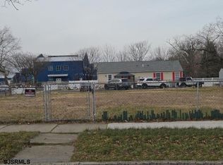220 S 7th St, Vineland, NJ 08360