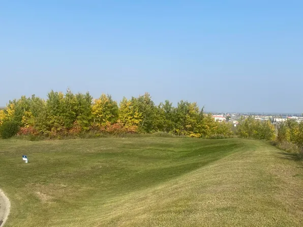 3010 Wayne Way, Cold Lake, AB T9M 1P8