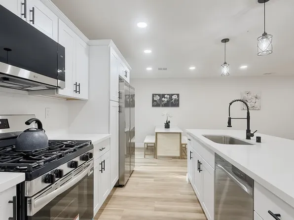 139 Glacier Ct, Stockton, CA 95205