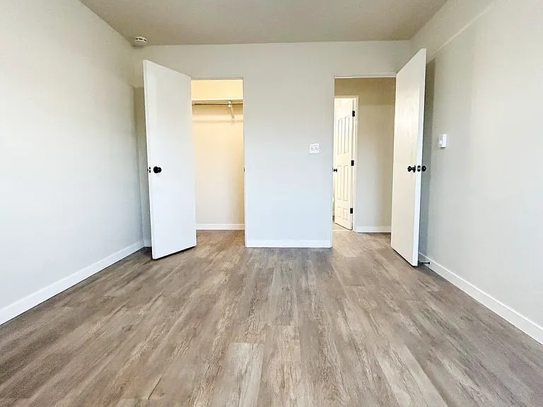 141 Bader St — Photo 10
