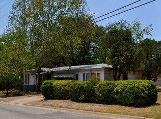800 Hays St, Kerrville, TX 78028