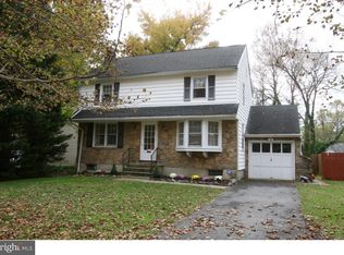 30 Hillside Rd, Claymont, DE 19703