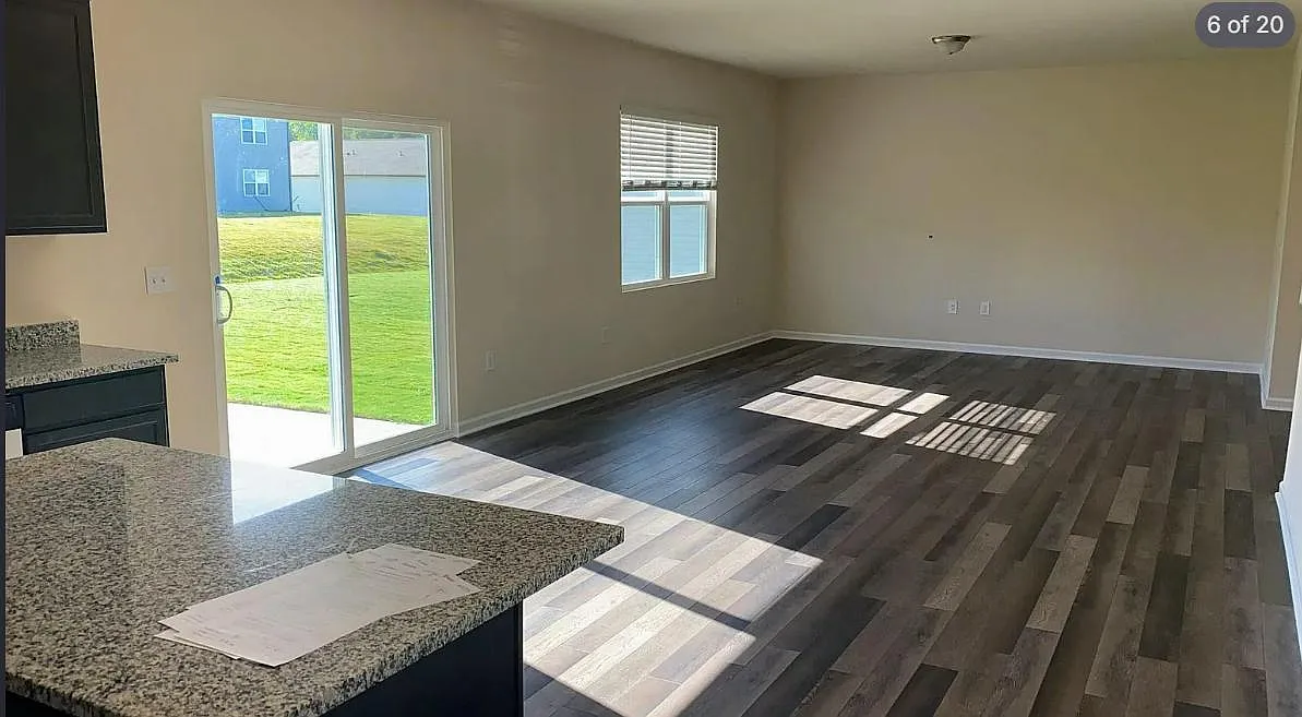 1612 Garden Passage Dr — Photo 4