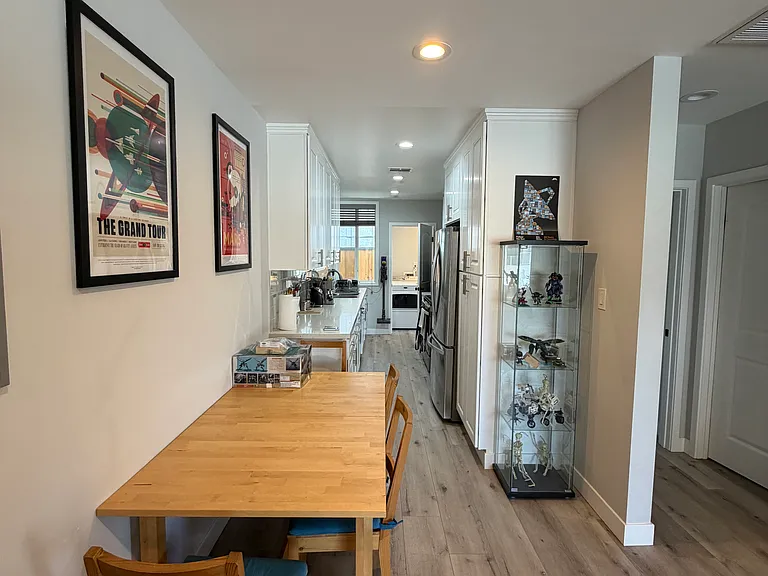 713 S Columbus Ave #713 — Photo 7