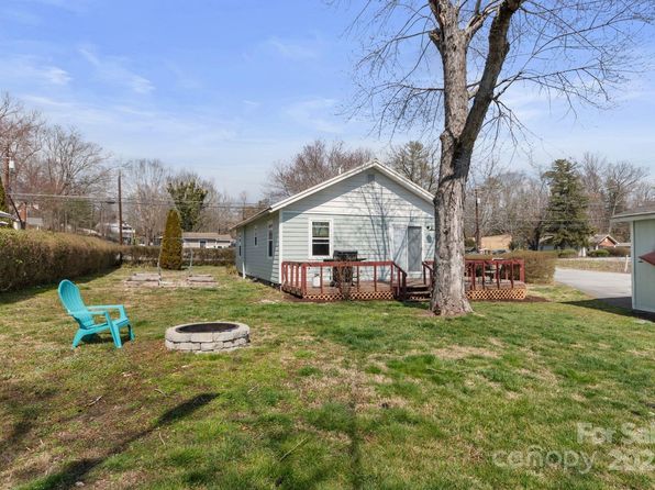 452 Old Hendersonville Hwy, Brevard, NC 28712