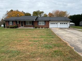 863 Sam Hefner Rd, Taylorsville, NC 28681