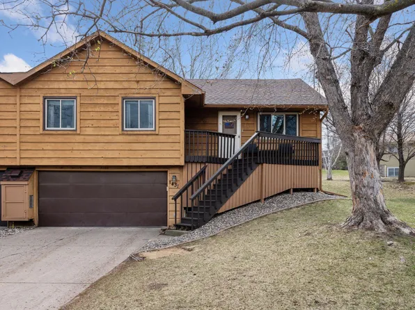 1431 Independence Ave, Chaska, MN 55318