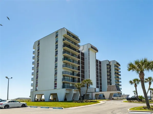 415 E Beach Dr APT 412, Galveston, TX 77550