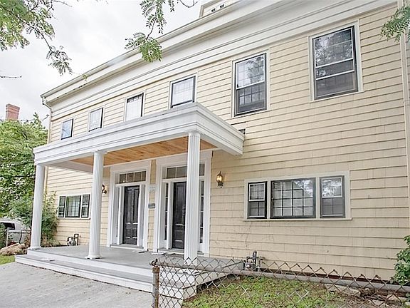 3rd image of 62 Atherton St