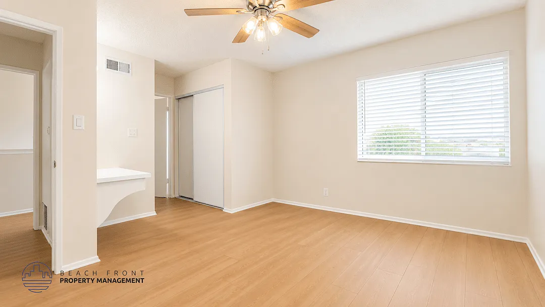 360 E. Erna — Photo 3