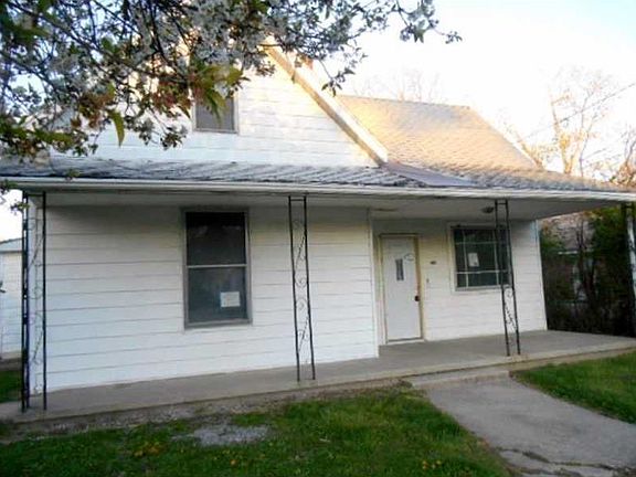2nd image of 1210 Danville Ave