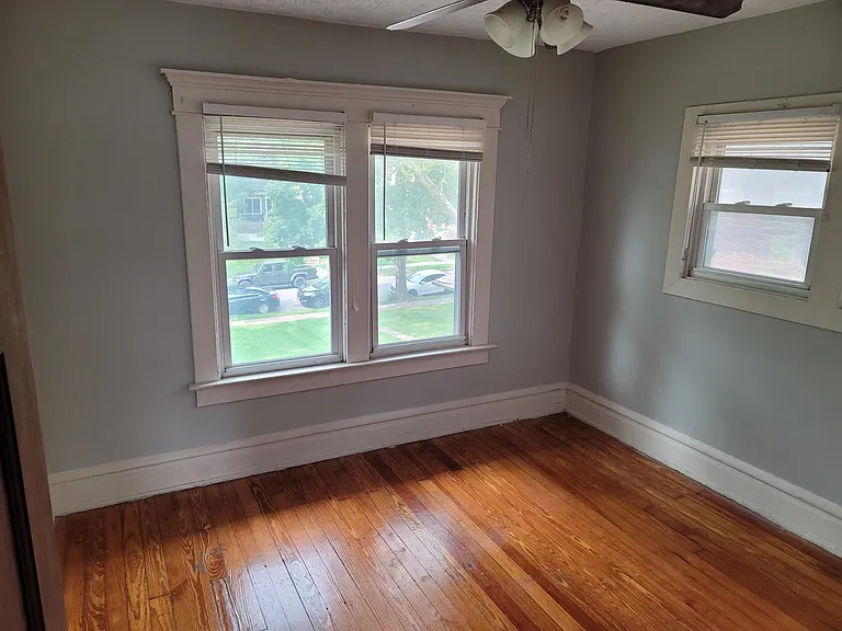 319 E 18th Ave — Photo 29
